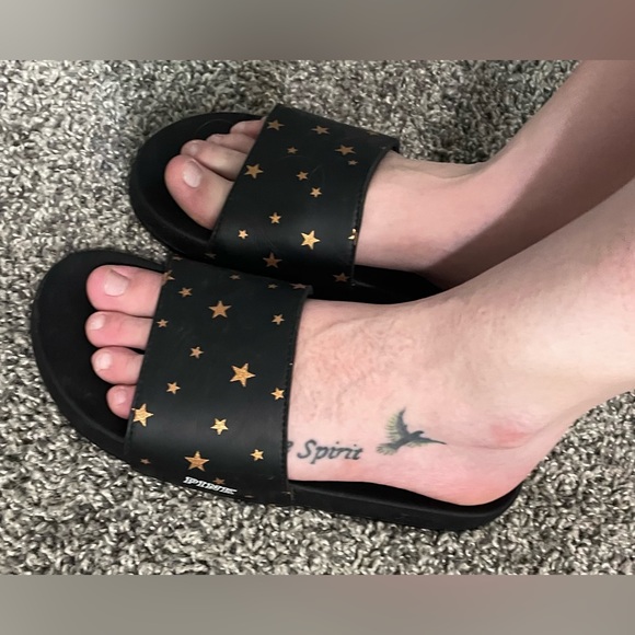 Rare Victoria’s Secret Pink Gold Star Slides Shoes Medium 8-9 - Picture 7 of 7